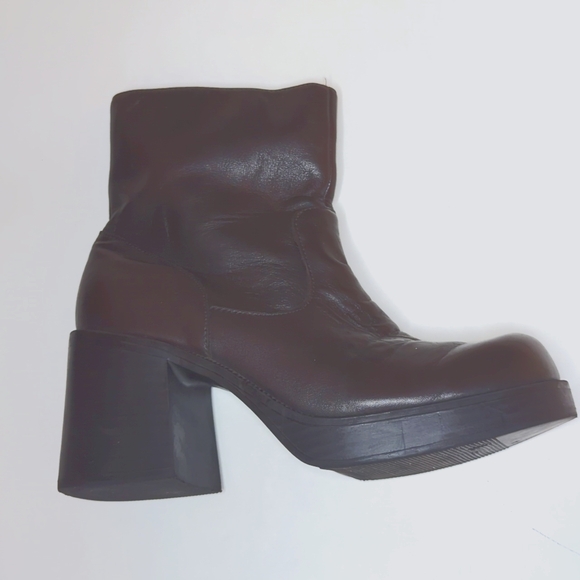 American Eagle Outfitters Dark Brown Ankle Boots - Picture 9 of 9